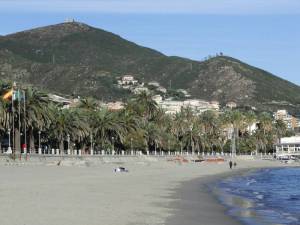 Xtrallusion photo library of independent, self-guided walking and sightseeing holidays in Italy. Pictures, images, photos and photographs taken along the way of this 1-day walking itinerary, to give you a visual impression of the day's walk.